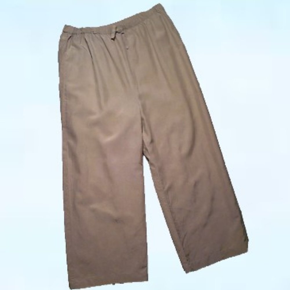 CLIO: Women's Lounge Pants